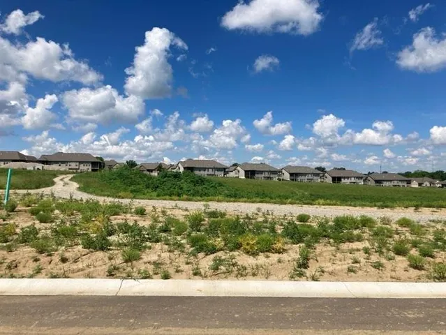 $82,500 | 4602 Vly Rdg Drive, St. Joseph, MO 64505