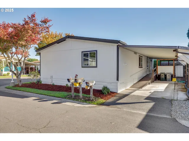 a view of outdoor space and porch