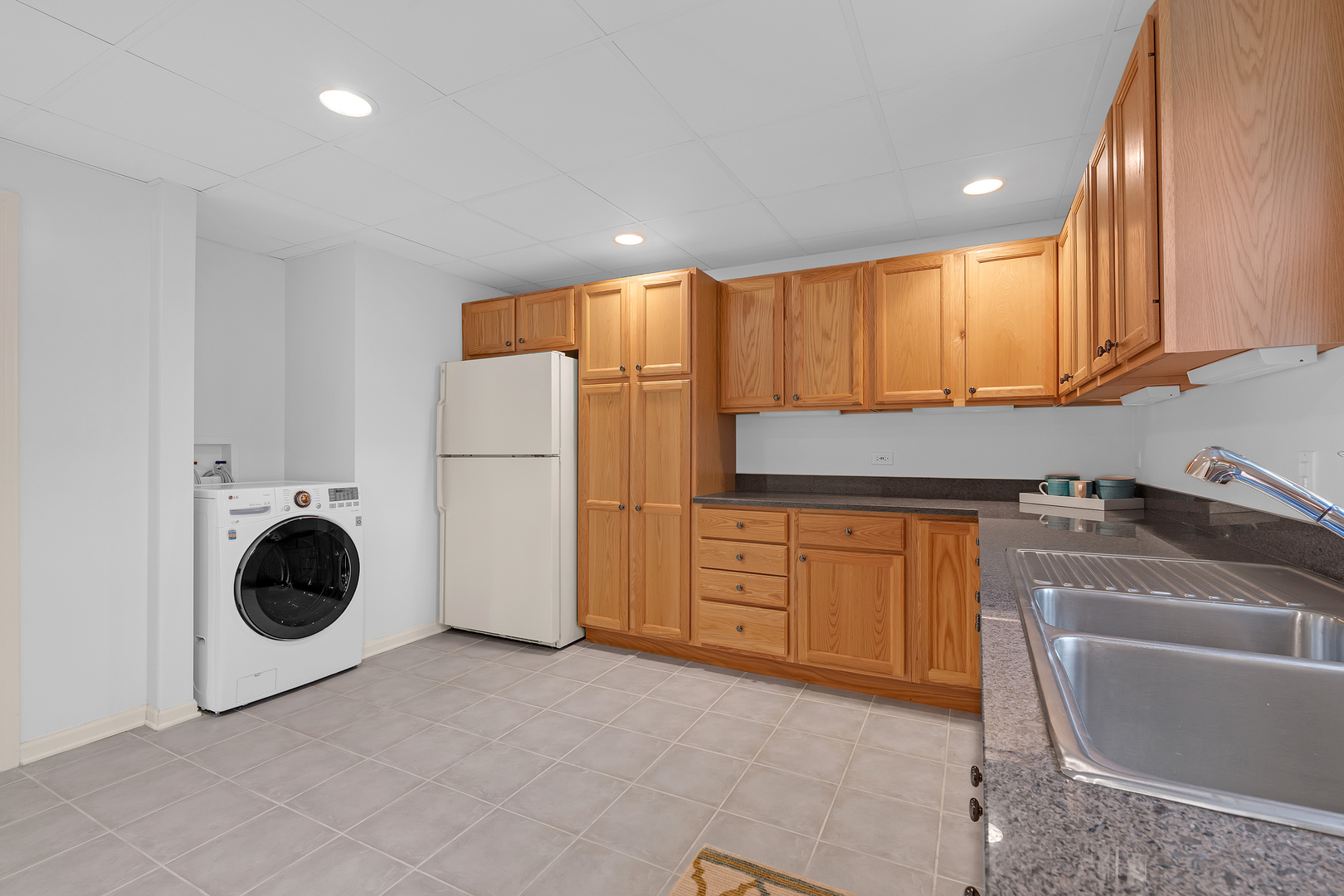 1340 Dunrobin Road Naperville, IL 60540 - Photo 35 of 46 Gallery Image 35