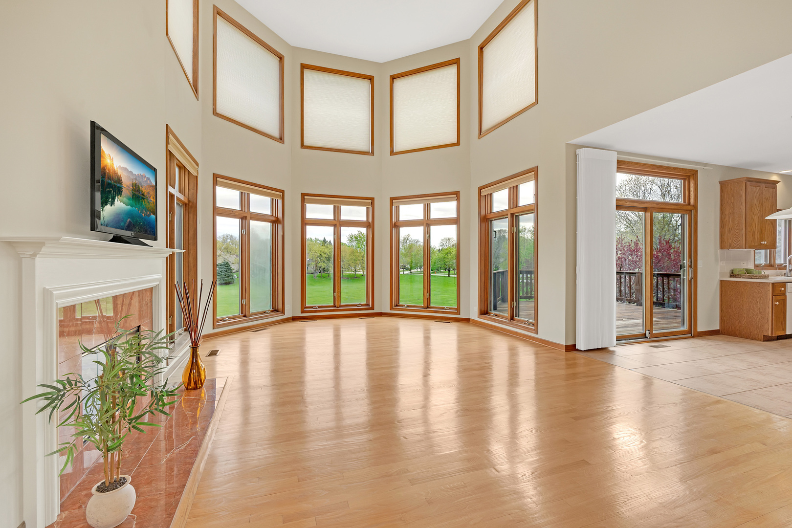 1340 Dunrobin Road Naperville, IL 60540 - Photo 7 of 46 Gallery Image 7