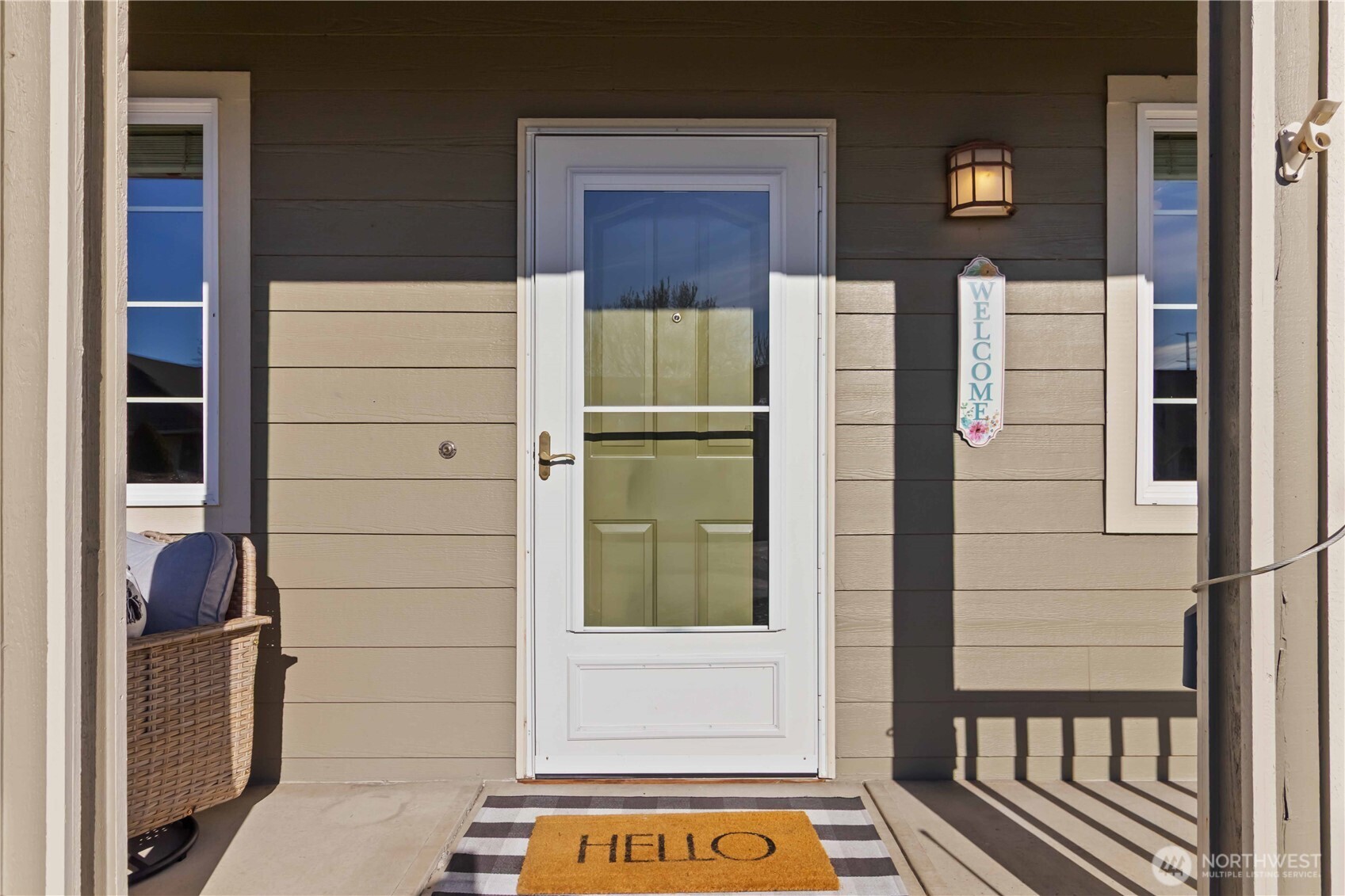 5558 Solo Point Drive Longview, WA 98632 - Photo 4 of 40 a view of front door of house