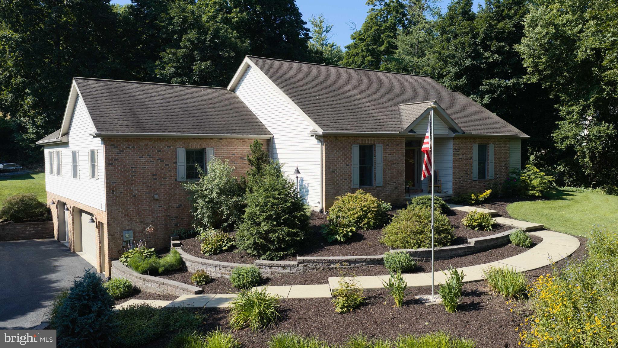 120 Rexmont Road Lebanon, PA 17042 - Photo 17 of 87 Welcome to 120 Rexmont Rd.