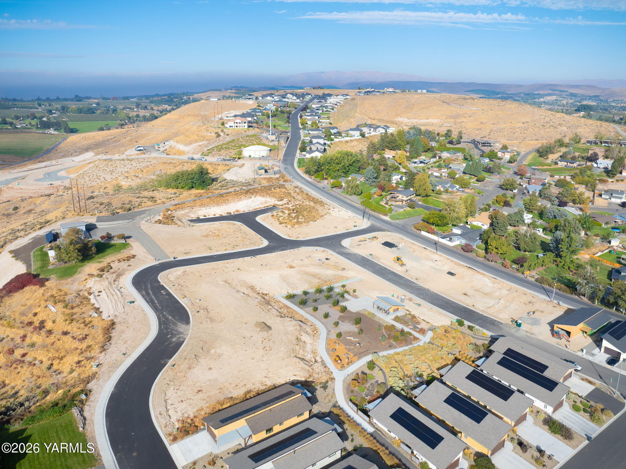 826 Sunlight Lane Selah, WA 98942 - Photo 3 of 14 Aerial View 2