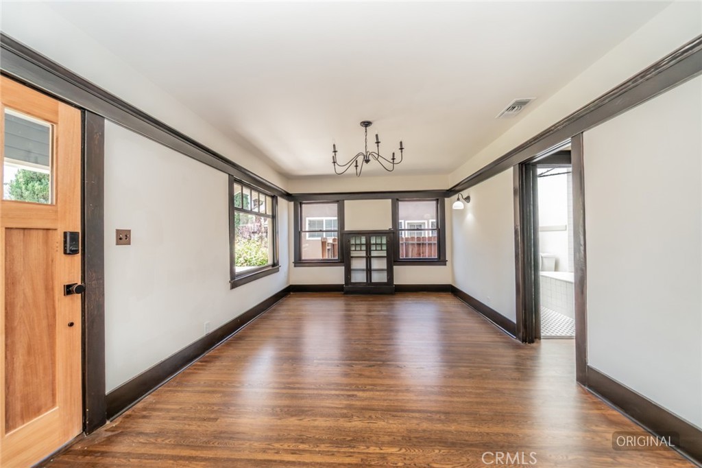 4143 Edgewood Place Riverside, CA 92506 - Photo 4 of 36
