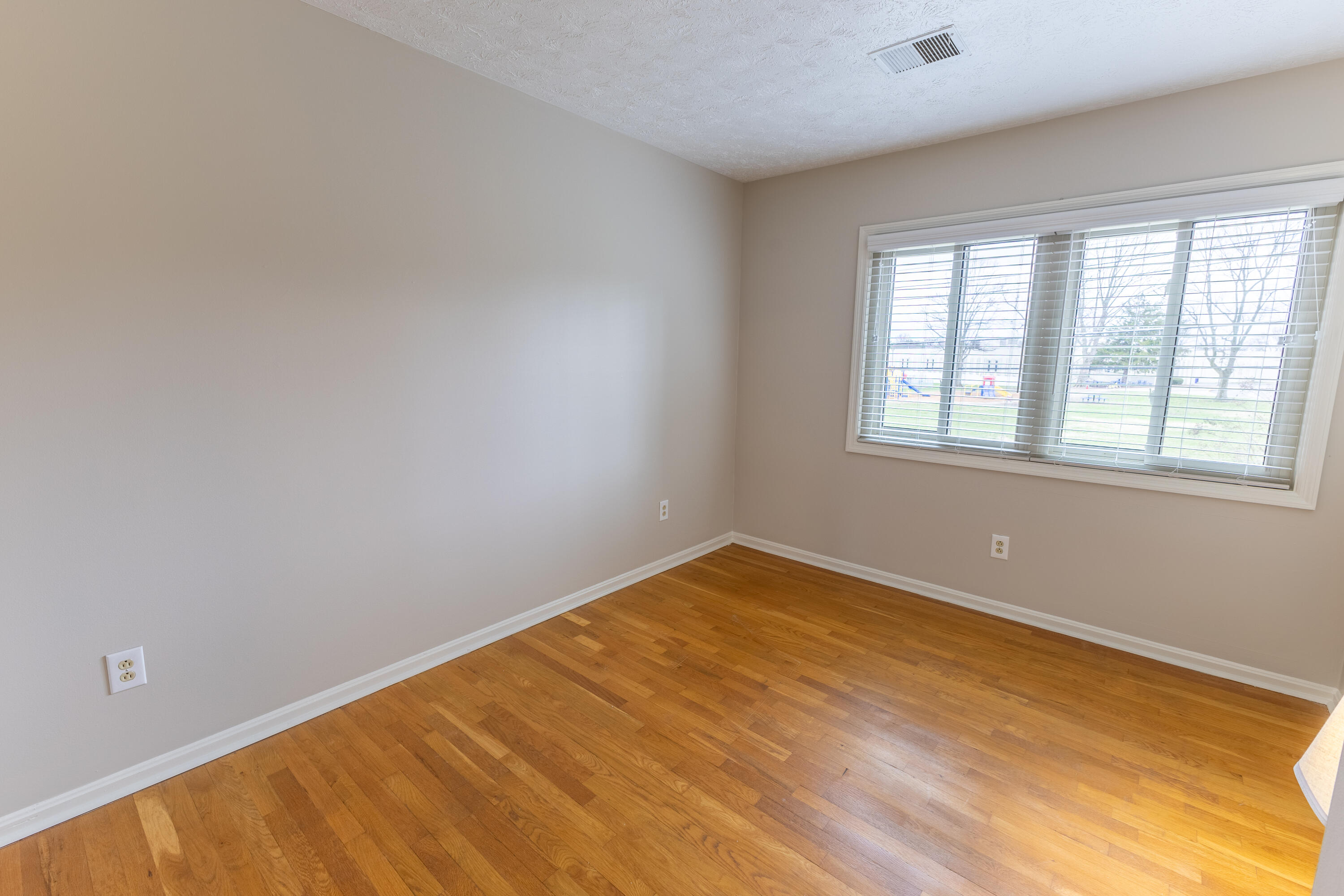 3366 Montavesta Road Lexington, KY 40502 - Photo 18 of 56 IMG_6600-HDR