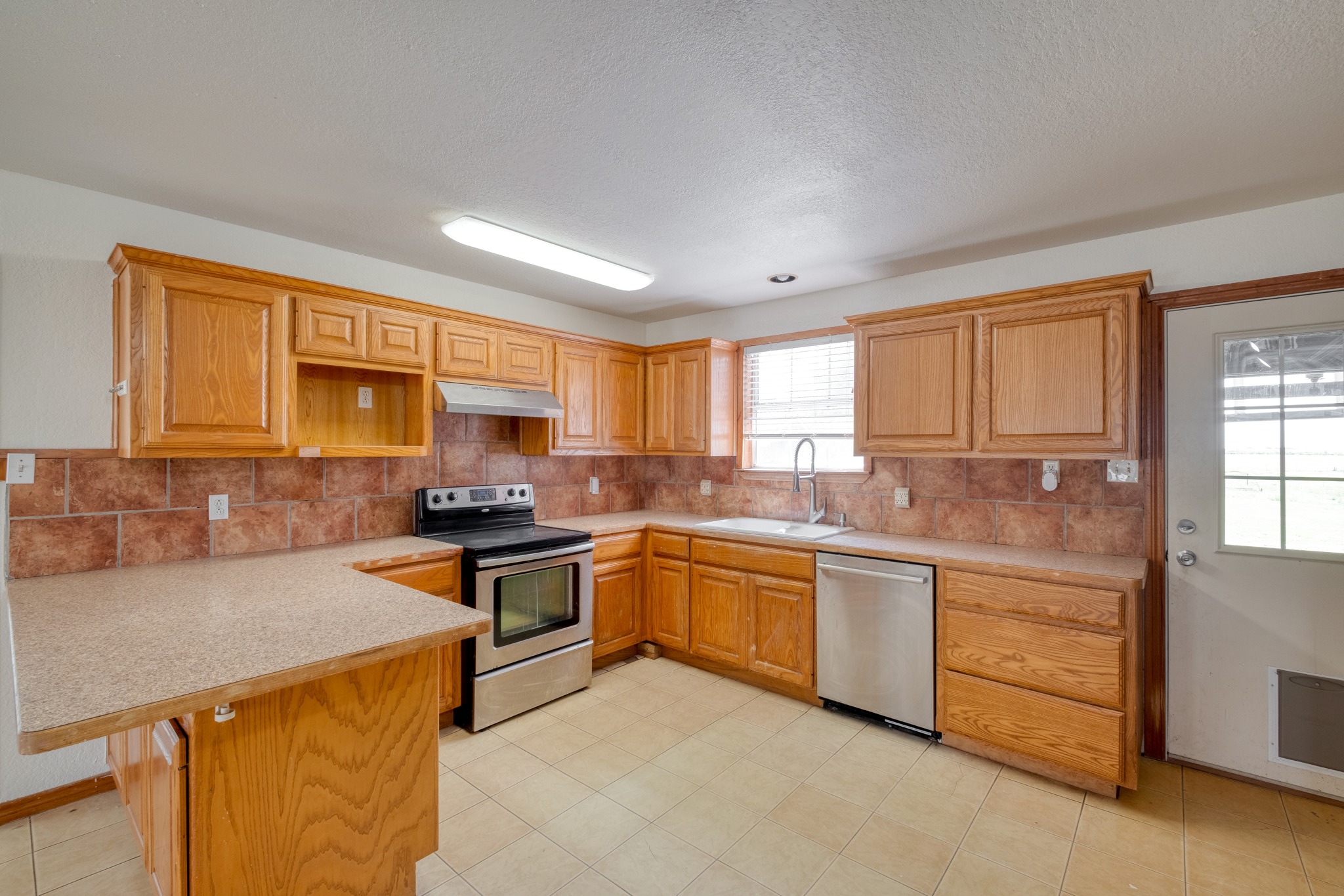 2701 Windy Ridge Road Taylor, TX 76574 - Photo 9 of 28