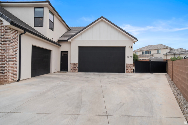 2278 Tawny Ridge Circle St. George, UT 84790 - Photo 4 of 61 Garage