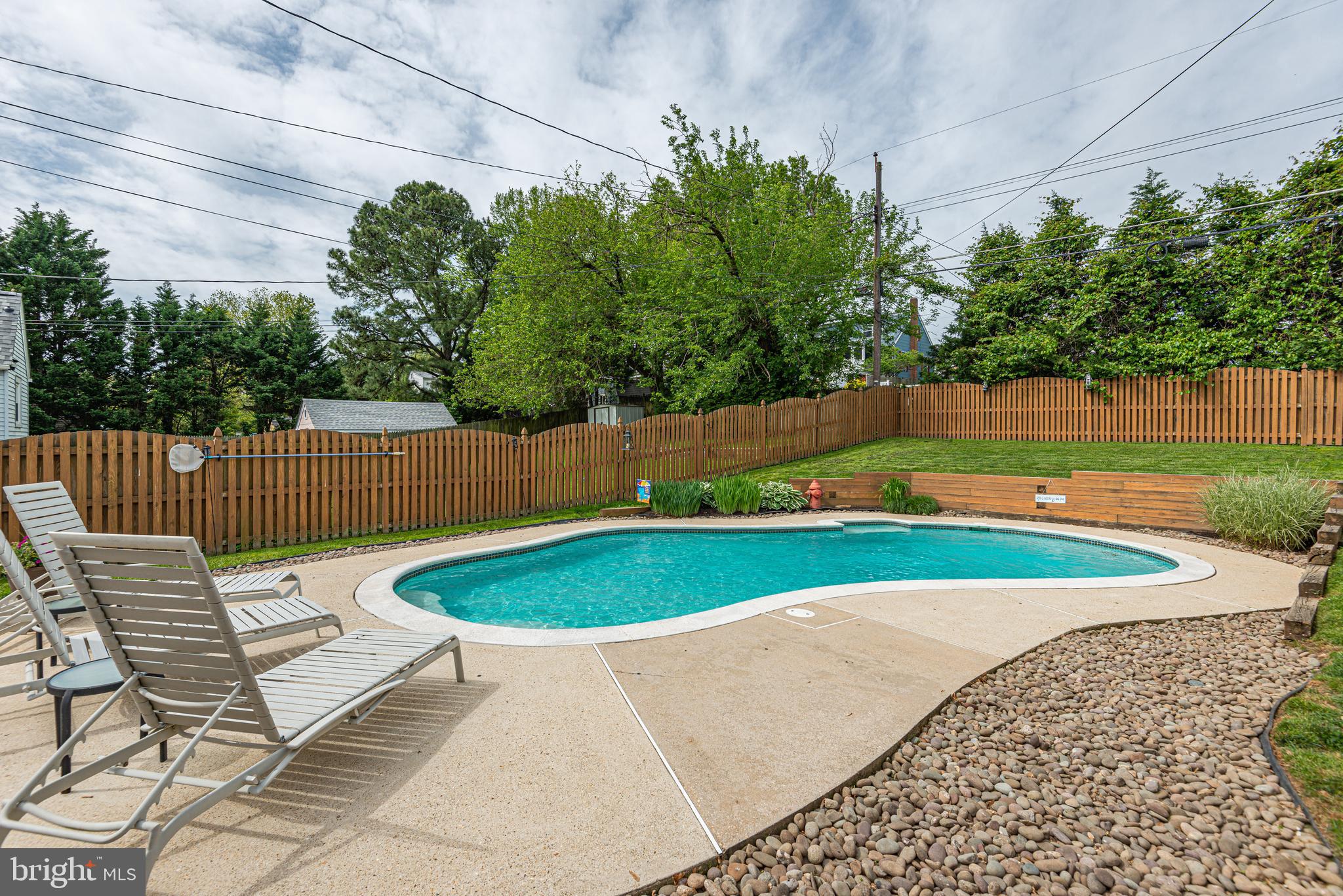 5566 Ashbourne Road Baltimore, MD 21227 - Photo 44 of 54 Pool