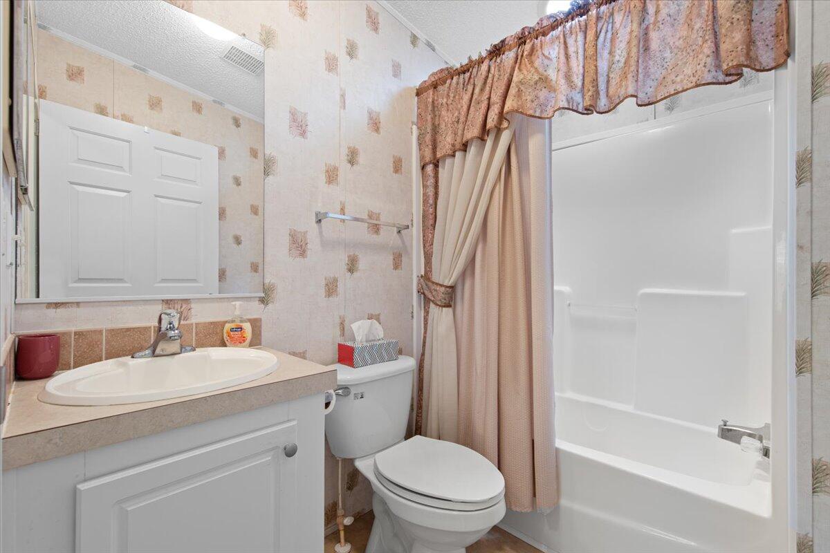 205 Sandy Bottom Place, Unit A 10 Fort Pierce, FL 34982 - Photo 6 of 26 06-Snap Solutions - IMG_0791