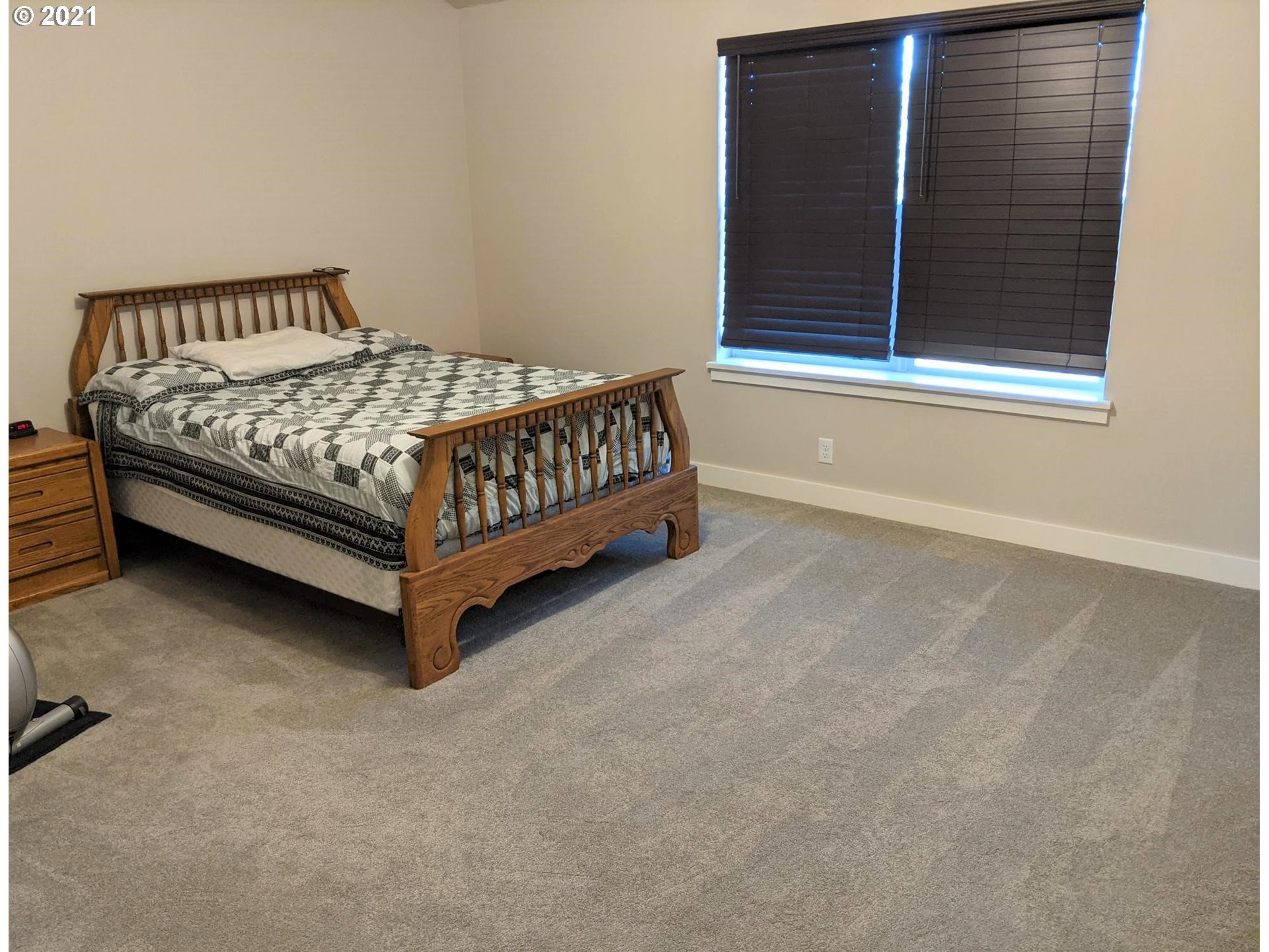 4270 Horace Street Springfield, OR 97478 - Photo 12 of 20 Gallery Image 12