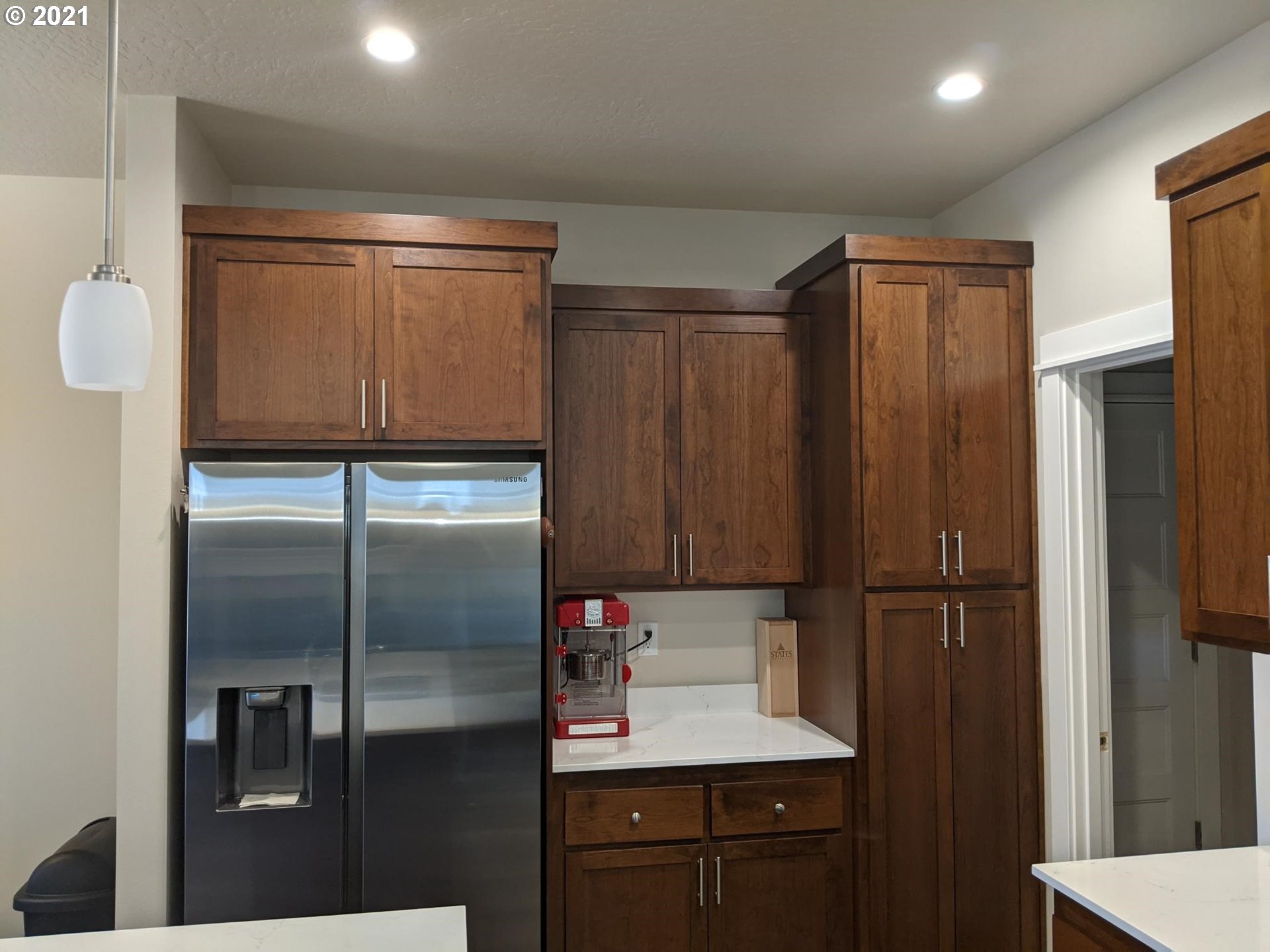 4270 Horace Street Springfield, OR 97478 - Photo 10 of 20 Gallery Image 10
