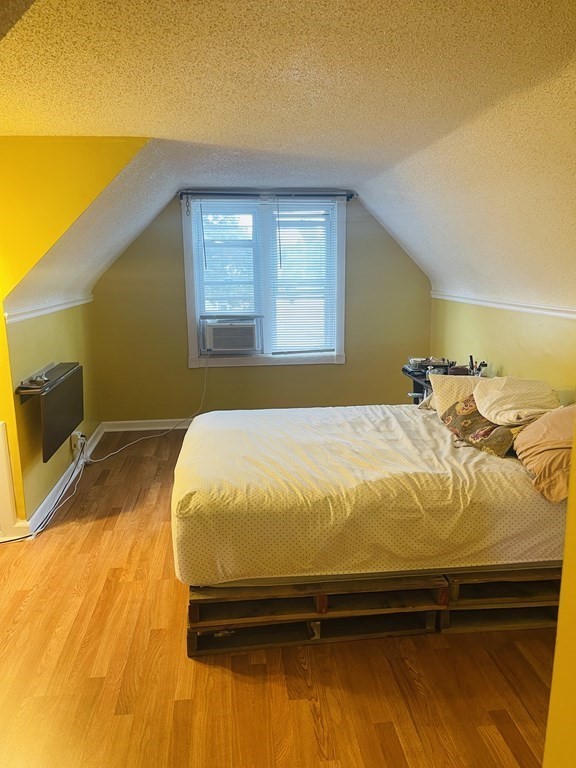 63 Peer Street Springfield, MA 01109 - Photo 11 of 41