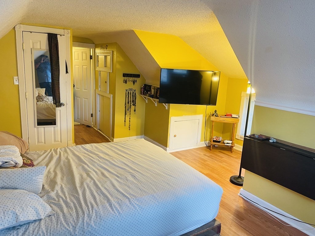 63 Peer Street Springfield, MA 01109 - Photo 13 of 41