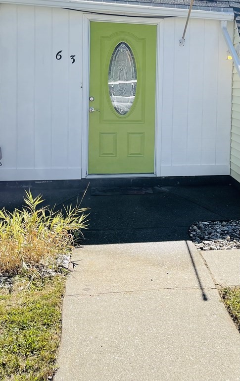 63 Peer Street Springfield, MA 01109 - Photo 31 of 41