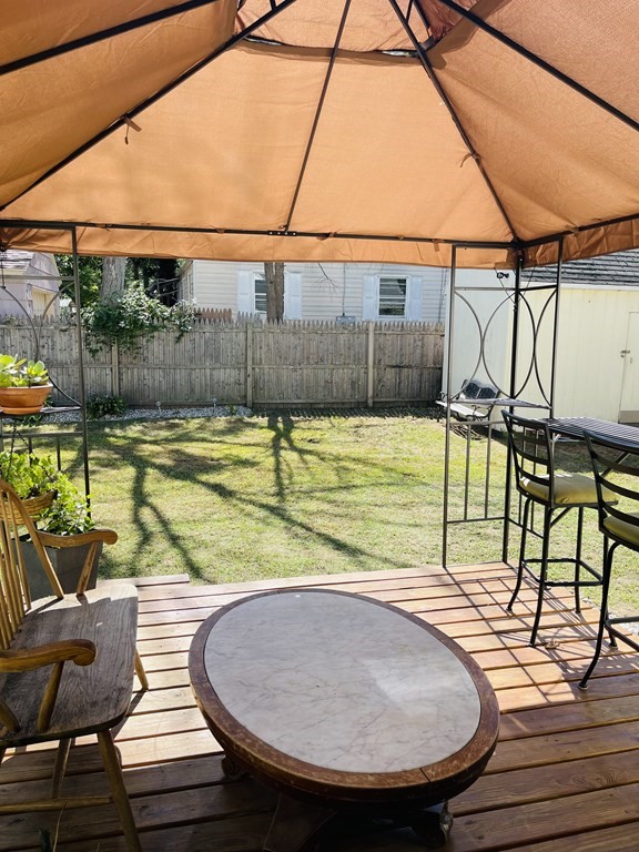 63 Peer Street Springfield, MA 01109 - Photo 32 of 41