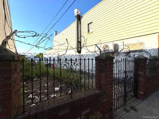 $299,900 | 92-17 92nd Street | Ozone Park