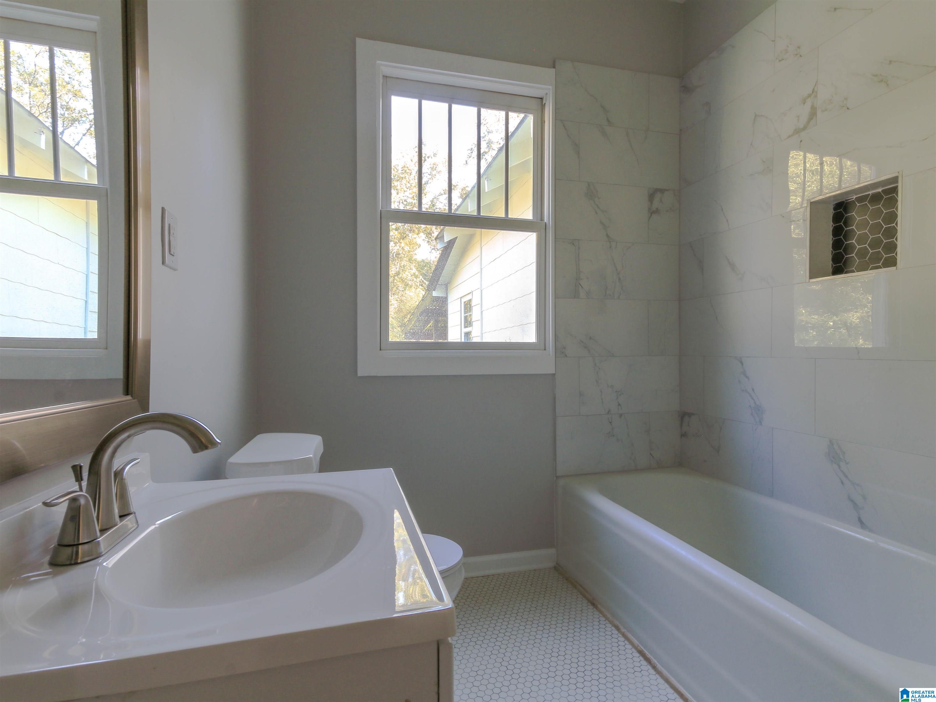 1341 Springville Road Birmingham, AL 35235 - Photo 9 of 27