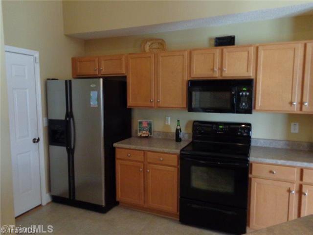 817 Ridge View Terrace Rural Hall, NC 27045 - Photo 2 of 14 Kitchen. Open kitchen complete with large pantry and breakfast bar