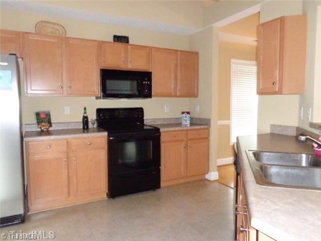 817 Ridge View Terrace Rural Hall, NC 27045 - Photo 3 of 14 Kitchen.