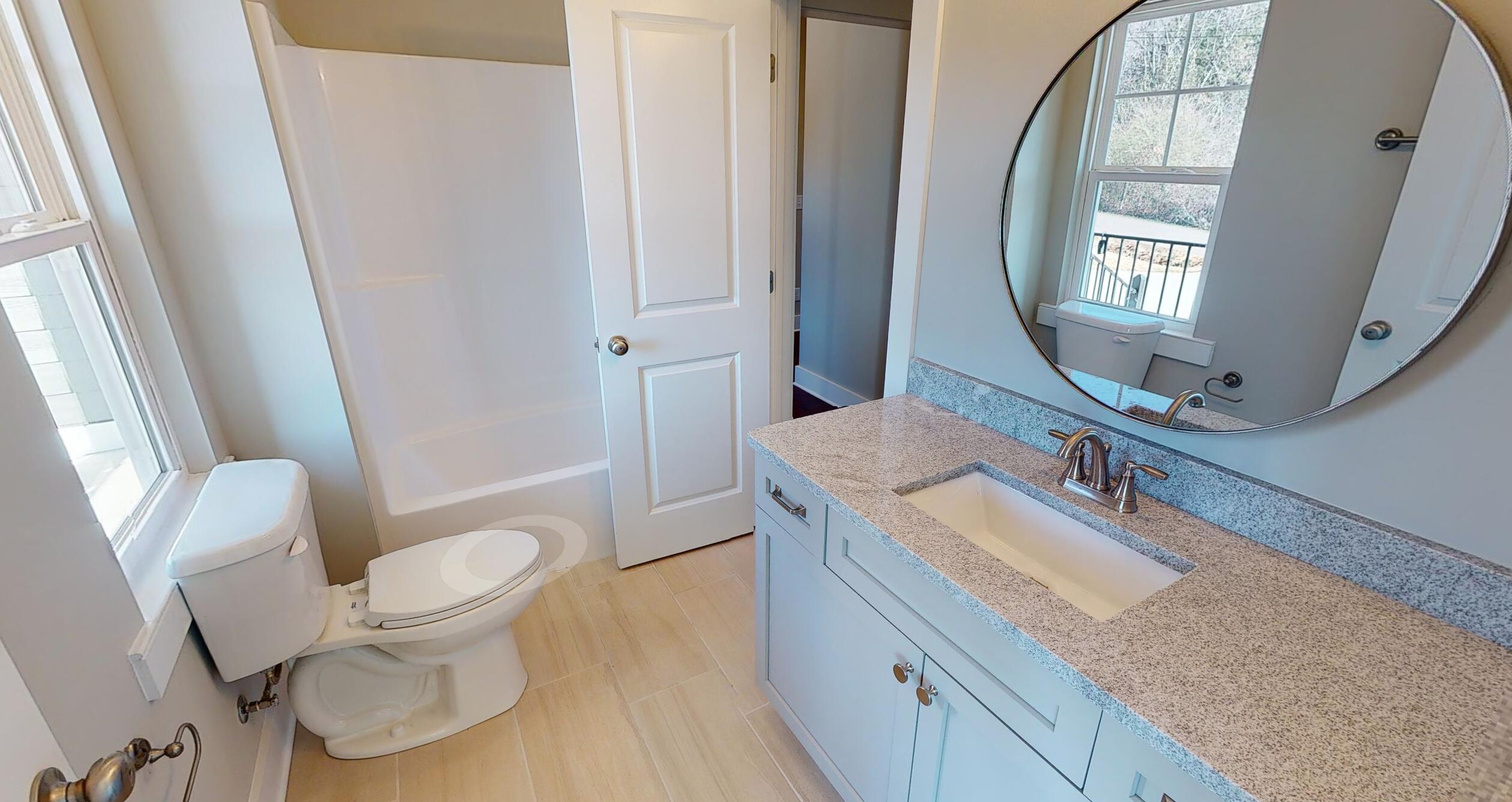 387 Riddle Road, Unit 14 Dayton, TN 37321 - Photo 2 of 20 Guest Bath