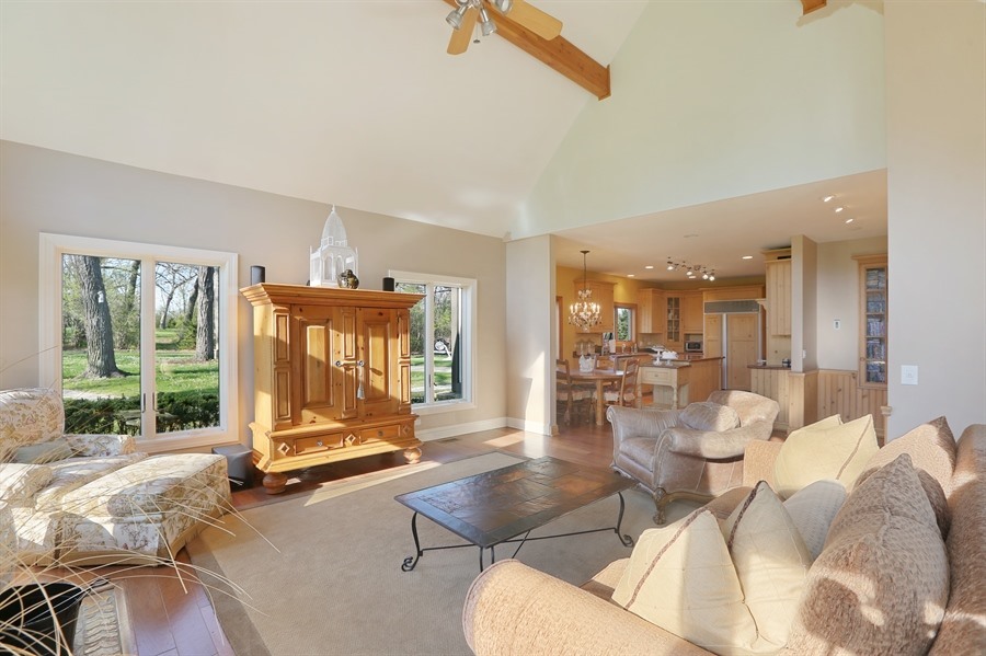 8100 South County Line Road Burr Ridge, IL 60527 - Photo 12 of 33 a room with gym equipment and large windows