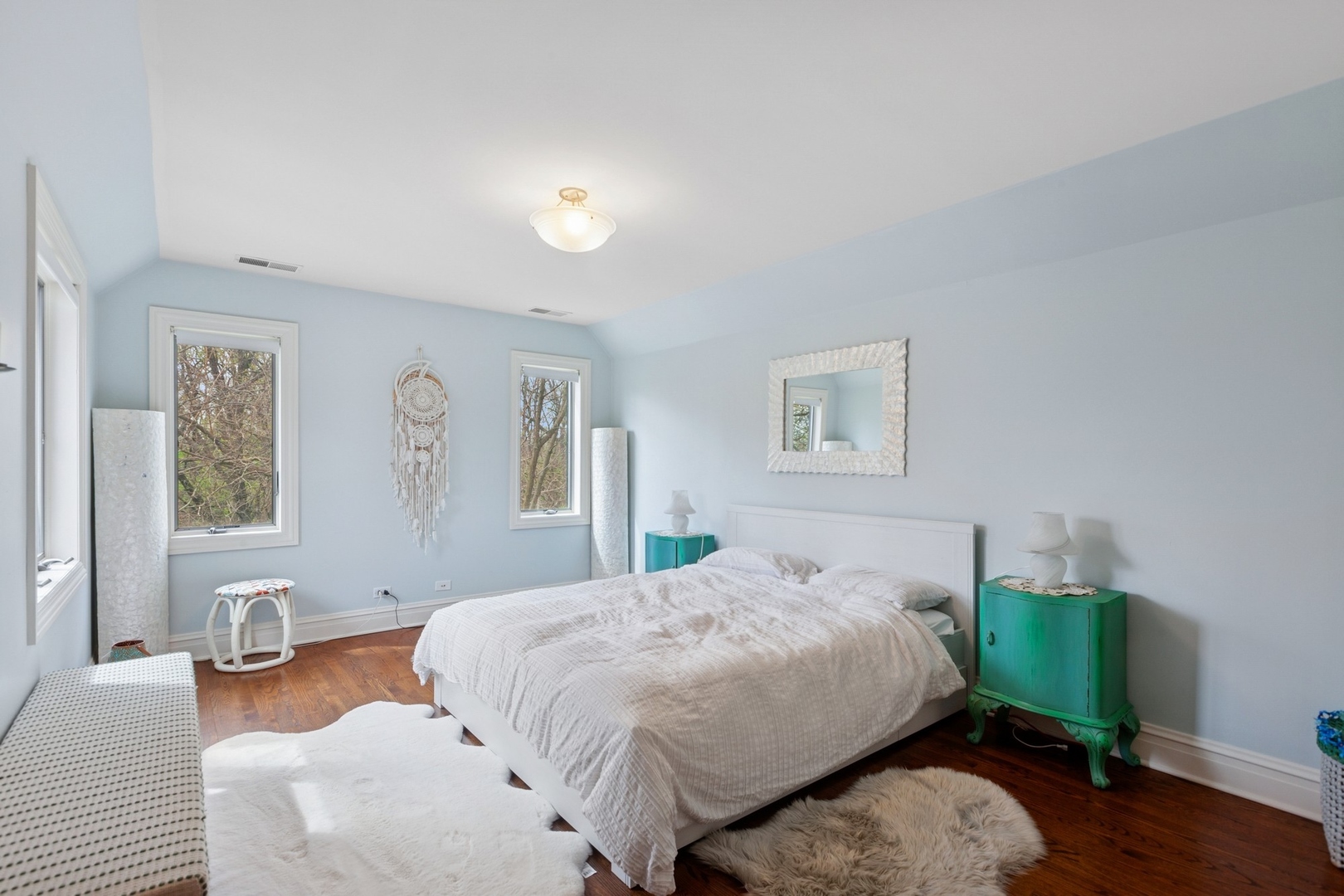 8100 South County Line Road Burr Ridge, IL 60527 - Photo 22 of 33 a bedroom with a bed and wooden floor