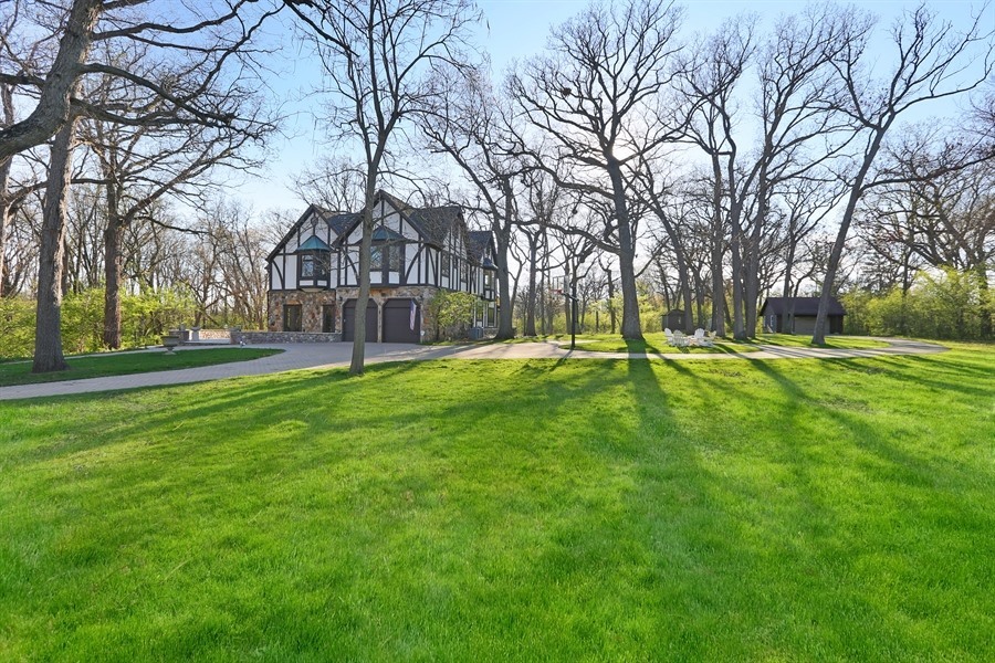 8100 South County Line Road Burr Ridge, IL 60527 - Photo 33 of 33 a view of a park with large trees