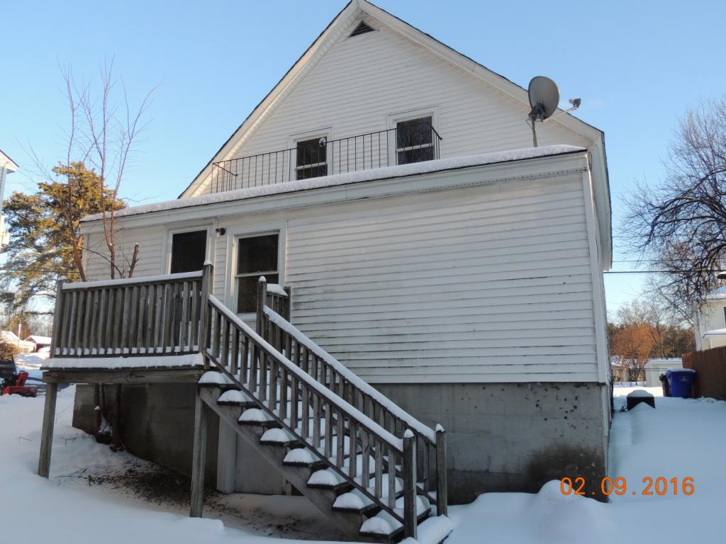 43 Riverside Drive Hudson, NH 03051 - Photo 2 of 23