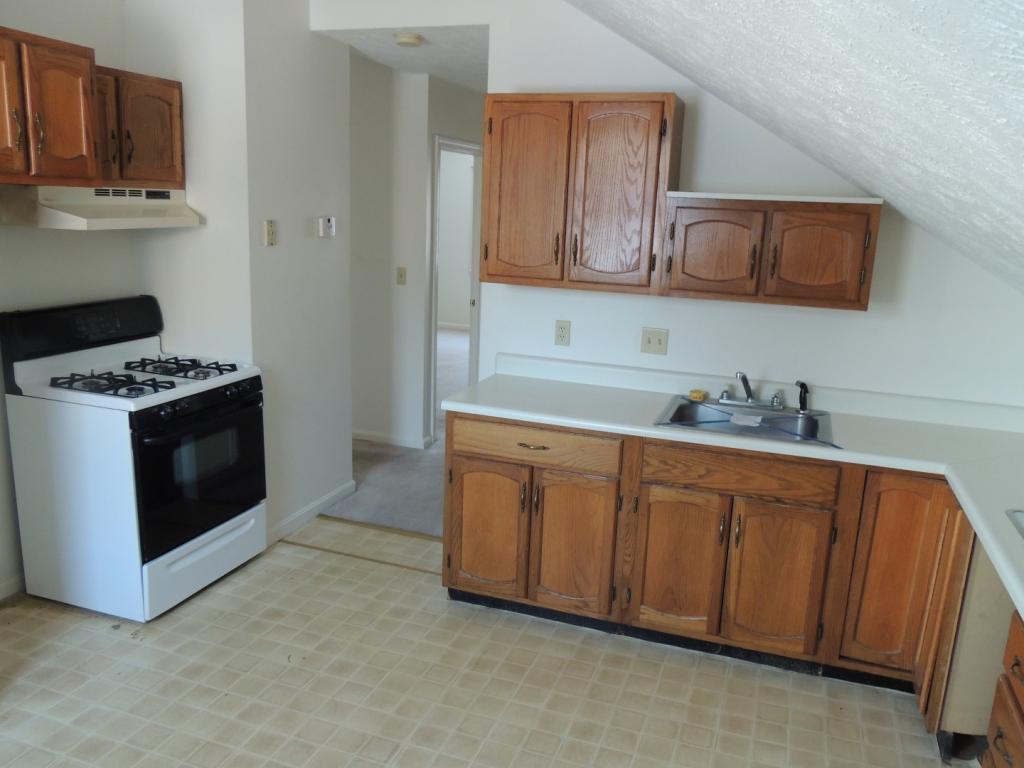 43 Riverside Drive Hudson, NH 03051 - Photo 14 of 23