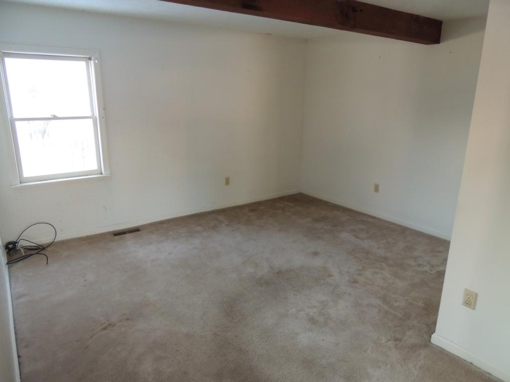 43 Riverside Drive Hudson, NH 03051 - Photo 5 of 23