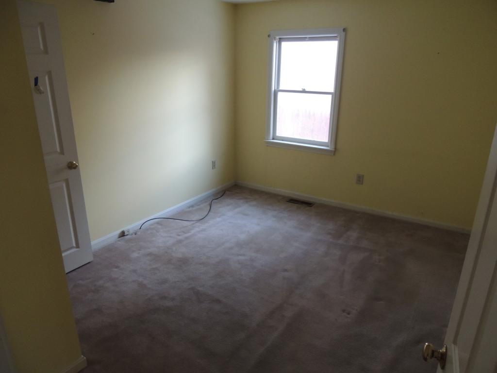 43 Riverside Drive Hudson, NH 03051 - Photo 6 of 23