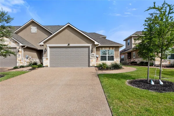 $2,250 | 1619 Buena Vista Drive, College Station, TX 77845