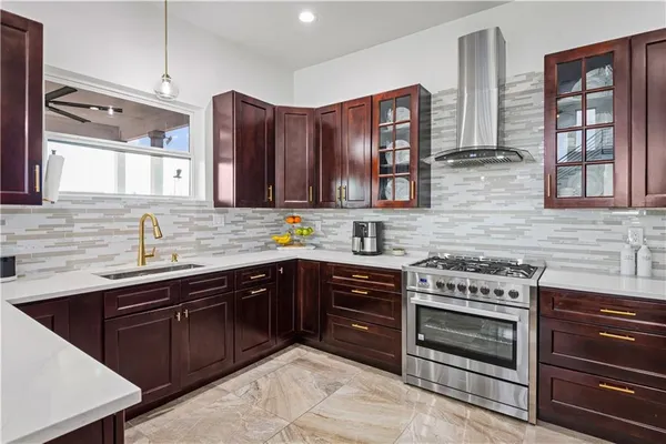$395,000 | 500 Rowley Boulevard, Arabi, LA 70032