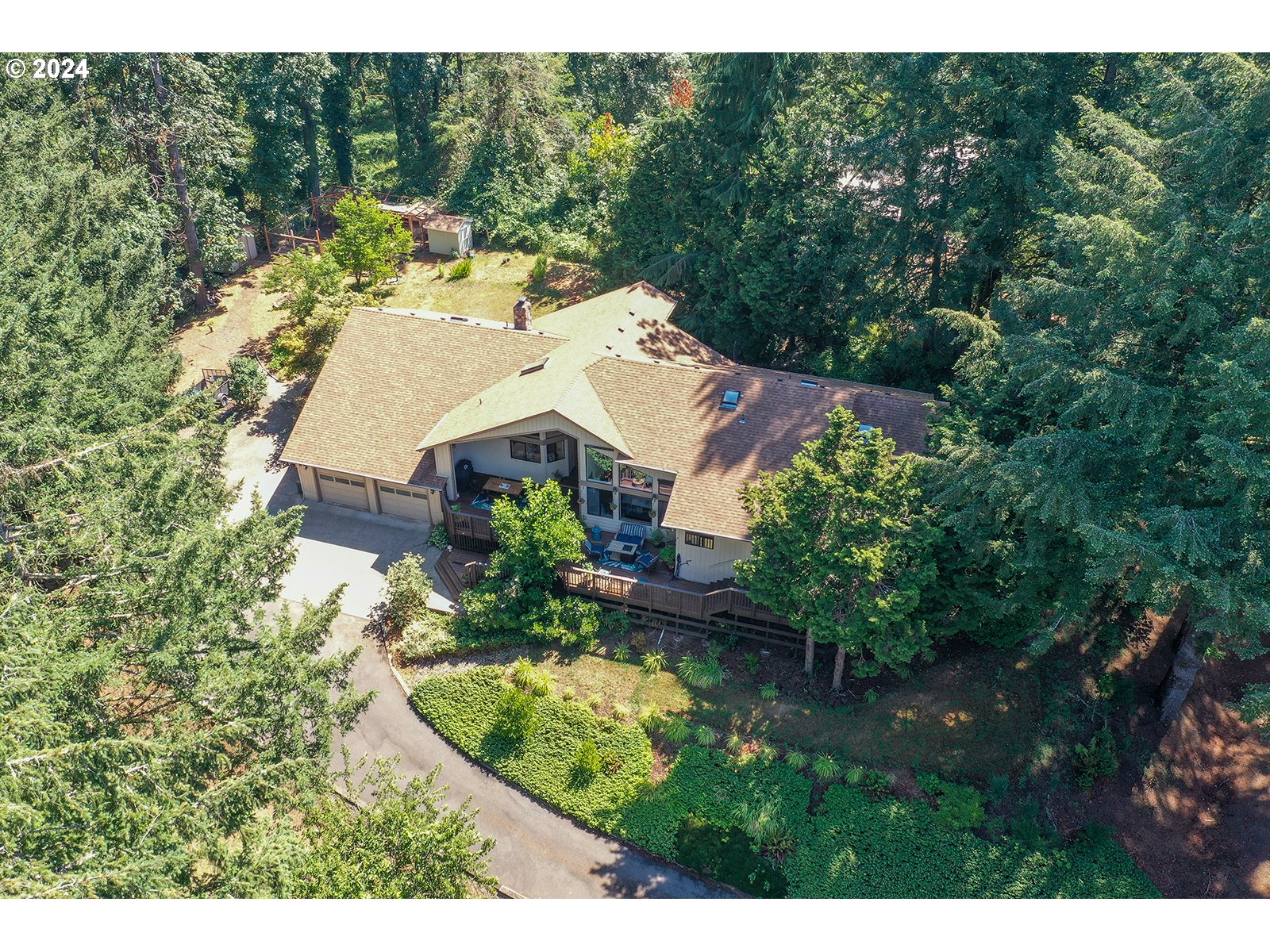 37899 Shenandoah Loop Springfield, OR 97478 - Photo 3 of 38