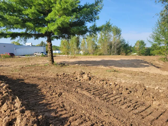 $350,000 | 14115 Edgerton Avenue Northeast, Cedar Springs, MI 49319