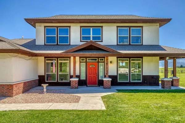 $2,497,000 | 610 Cabarton Road, Cascade, ID 83611