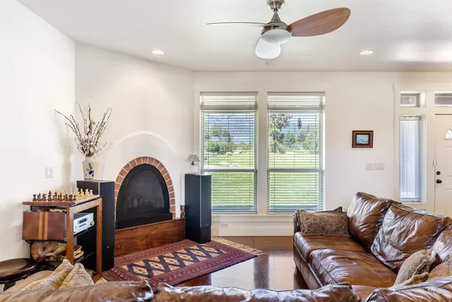 $2,497,000 | 610 Cabarton Road, Cascade, ID 83611