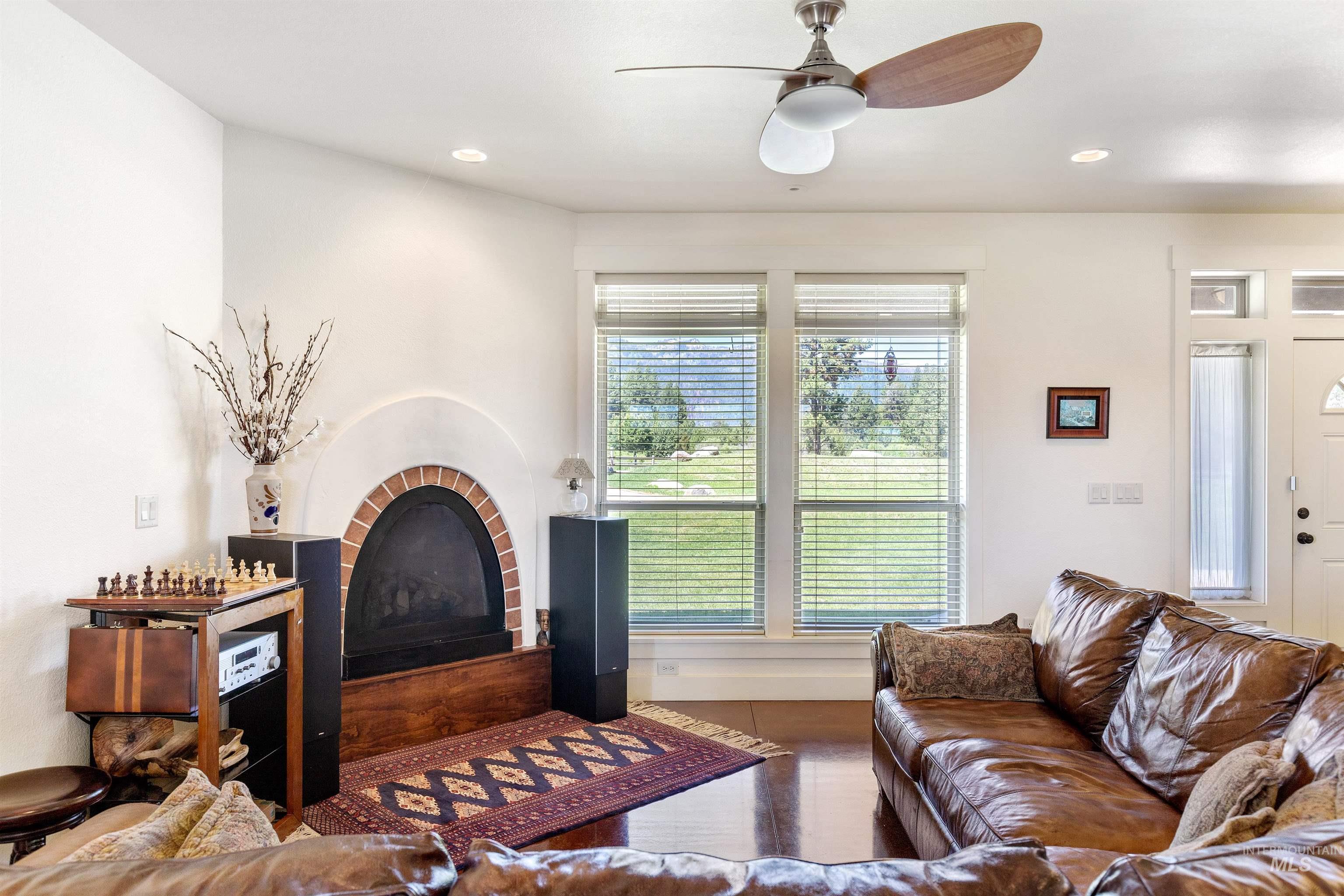 610 Cabarton Road Cascade, ID 83611 - Photo 18 of 50