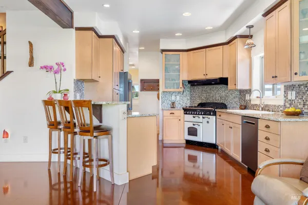 $2,497,000 | 610 Cabarton Road, Cascade, ID 83611