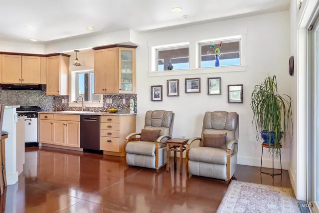 $2,497,000 | 610 Cabarton Road, Cascade, ID 83611