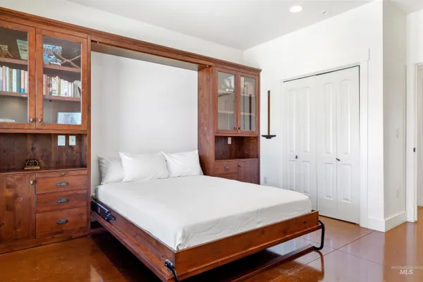 $2,497,000 | 610 Cabarton Road, Cascade, ID 83611