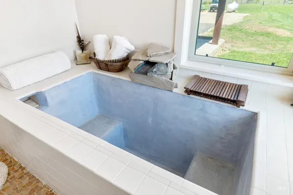 $2,497,000 | 610 Cabarton Road, Cascade, ID 83611