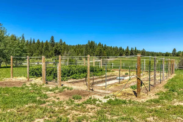 $2,497,000 | 610 Cabarton Road, Cascade, ID 83611