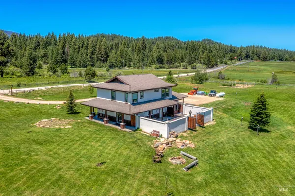 $2,497,000 | 610 Cabarton Road, Cascade, ID 83611