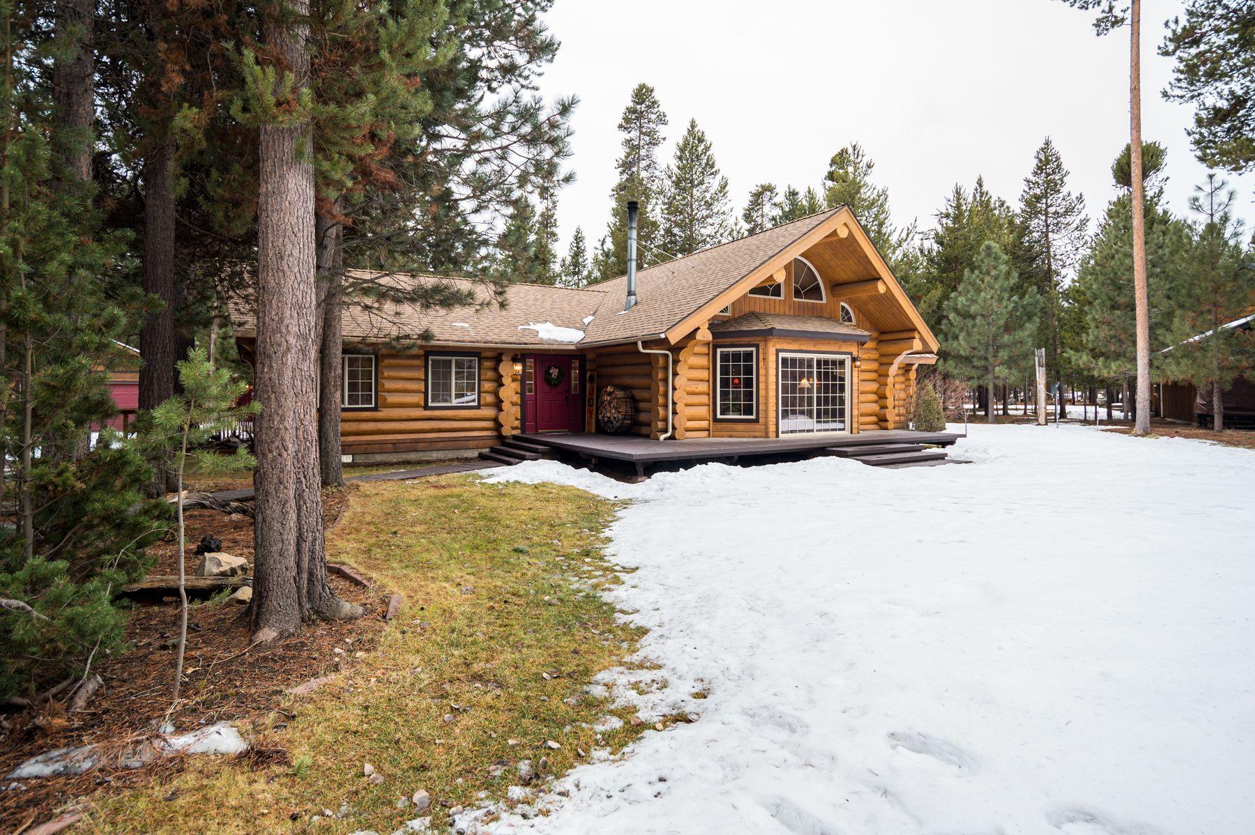 56716 Spring River Loop Bend, OR 97707 - Photo 5 of 52 Front