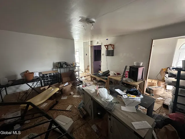 $89,900 | 1328 4th Avenue, Watervliet, NY 12189