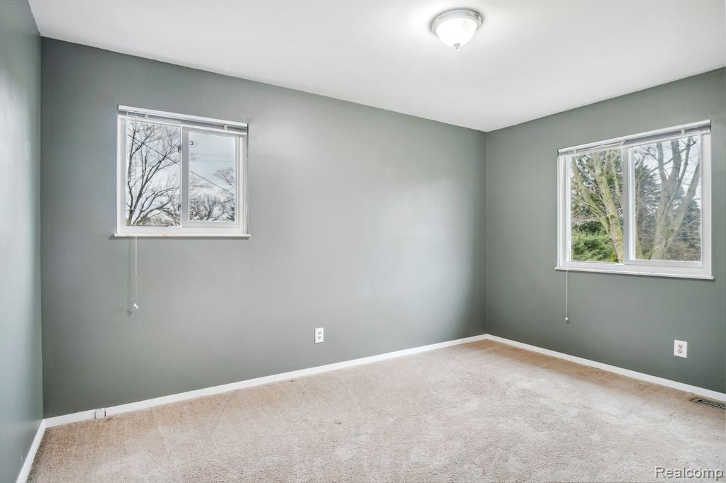 5236 Pratt Road Lapeer, MI 48446 - Photo 19 of 37