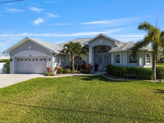 $545,000 | 2717 Southwest 29th Place, Cape Coral, FL 33914