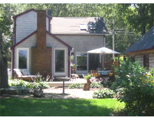 229 South Pier Road Narragansett, RI 02882 - Photo 1 of 12 Exterior Front.
