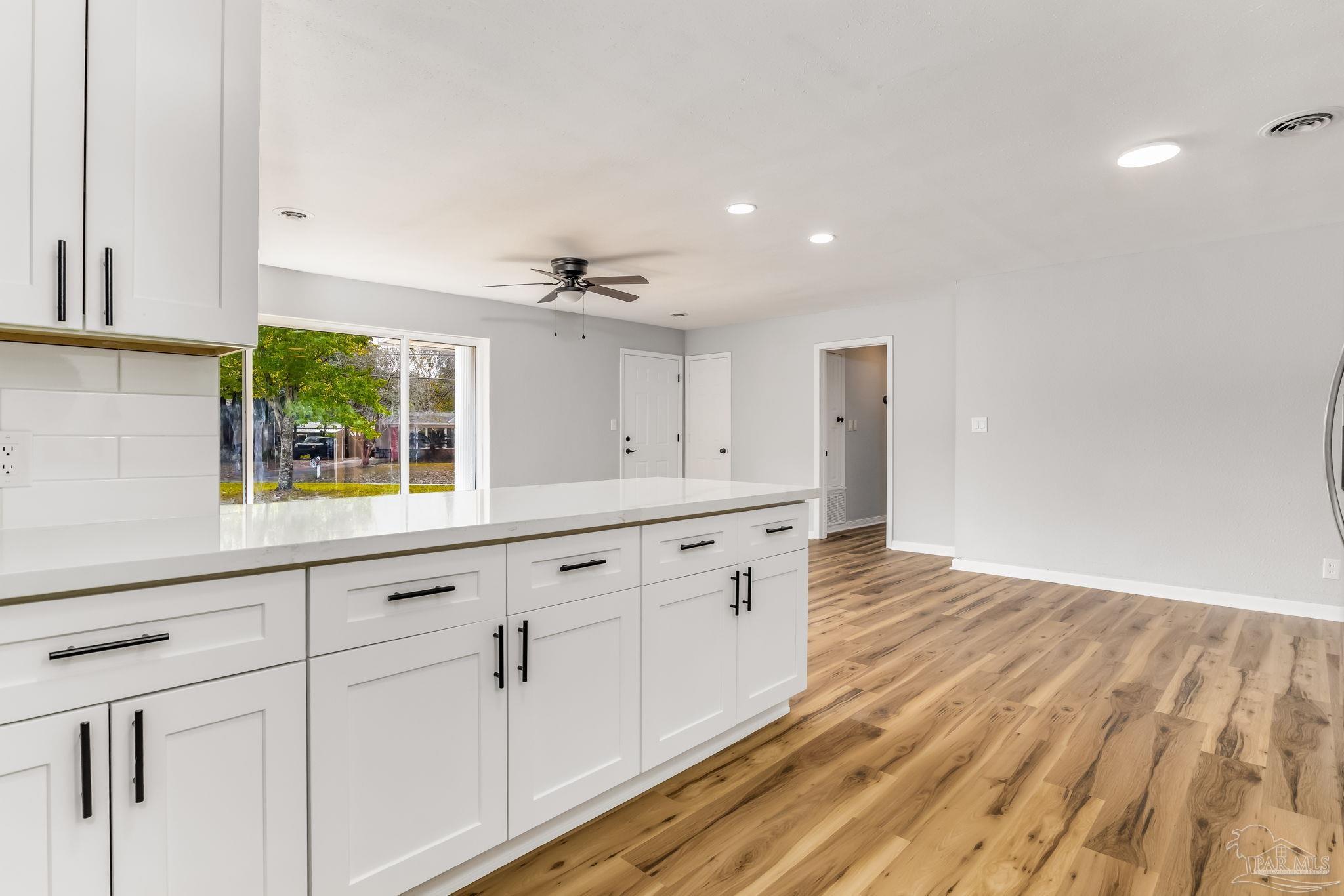 6357 Shady Lane Milton, FL 32570 - Photo 13 of 57